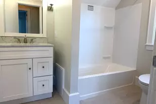 34 Caswell Ave, Newport, RI 02840 - Photo 16
