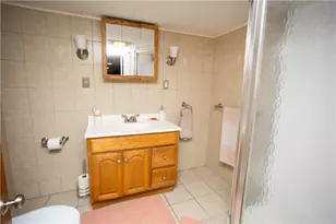359 Carter Ave, Pawtucket, RI 02861 - Photo 12