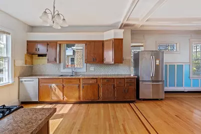 246 Lenox Avenue, Providence, RI 02907 - Photo 12