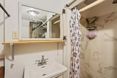 246 Lenox Avenue, Providence, RI 02907 - Photo 40
