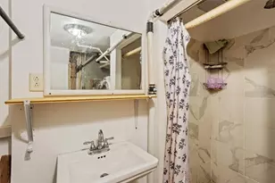 246 Lenox Ave, Providence, RI 02907 - Photo 40