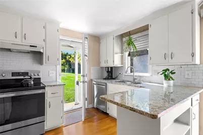 114 Redwood Road, Portsmouth, RI 02871 - Photo 8