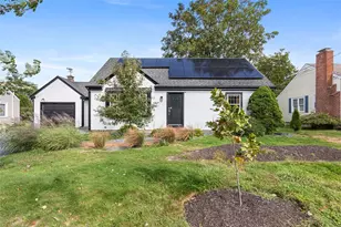 26 Canario Dr, Warren, RI 02885 - Photo 1