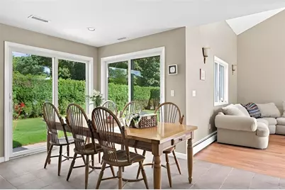 8 Lake View Court, Johnston, RI 02919 - Photo 12