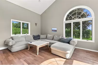 8 Lake View Court, Johnston, RI 02919 - Photo 8