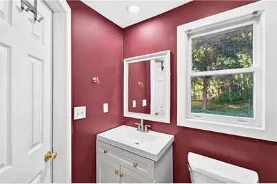 543 Main Street, Hopkinton, RI 02833 - Photo 20