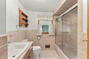 80 Herschel St, Providence, RI 02909 - Photo 8