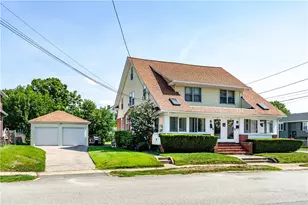 113 Beckwith St, Cranston, RI 02910 - Photo 1