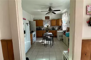 62 High St, Cumberland, RI 02864 - Photo 6