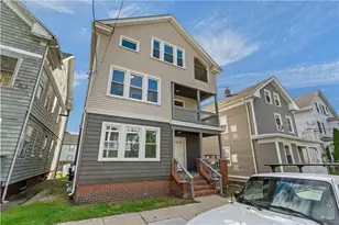 207 Oakland Ave, Providence, RI 02908 - Photo 1