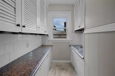 207 Oakland Avenue #1, Providence, RI 02908 - Photo 10