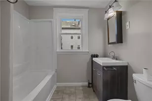 207 Oakland Ave, Providence, RI 02908 - Photo 16