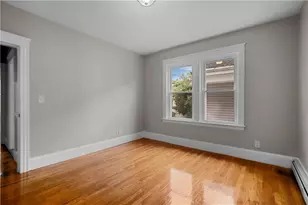 207 Oakland Ave, Providence, RI 02908 - Photo 10