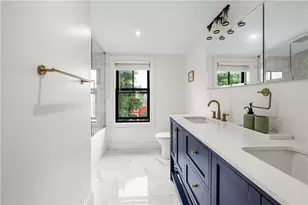 7 Dearborn St, Newport, RI 02840 - Photo 16