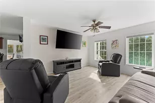 39 Moonlight Dr, Westerly, RI 02891 - Photo 18