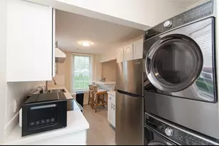 191 Coggeshall Ave, Newport, RI 02840 - Photo 18