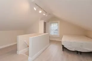 191 Coggeshall Ave, Newport, RI 02840 - Photo 14