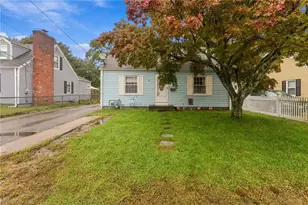 12 Deacon Ave, Warwick, RI 02886 - Photo 1
