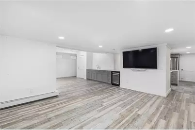 245 Eustis Avenue #A, Newport, RI 02840 - Photo 10