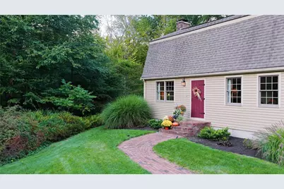 447 Fairview Avenue, Rehoboth, MA 02769 - Photo 2