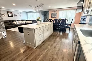 94 Gloucester St, Providence, RI 02908 - Photo 10