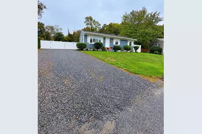 31 Regina Drive, Johnston, RI 02919 - Photo 4
