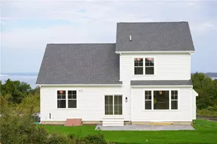 153 Revolution Wy, Middletown, RI 02840 - Photo 14