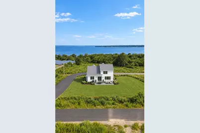 153 Revolution Way, Middletown, RI 02840 - Photo 10