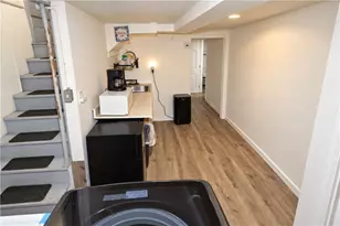 126 Whittier Ave, Providence, RI 02909 - Photo 14