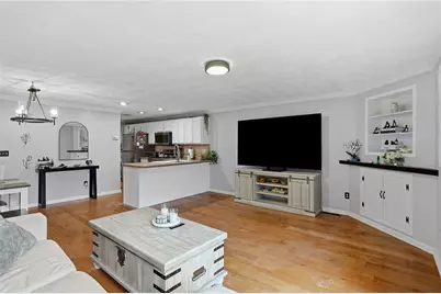 612 Smithfield Road #D23, North Providence, RI 02904 - Photo 8