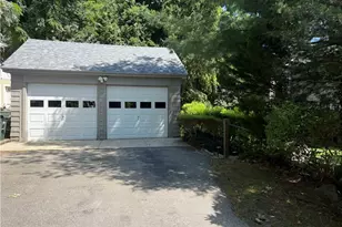 1145 Hope St, Bristol, RI 02809 - Photo 16