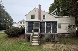 1888 Mendon Rd, Woonsocket, RI 02895 - Photo 10