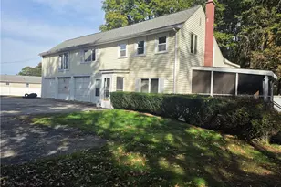 1888 Mendon Rd, Woonsocket, RI 02895 - Photo 4