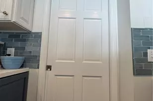 62 Memorial Blvd, Newport, RI 02840 - Photo 18