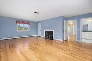 65 Sunrise Dr, Portsmouth, RI 02871 - Photo 32