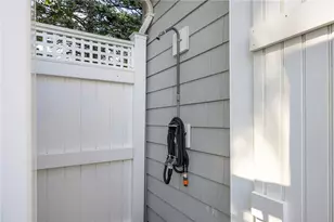 65 Sunrise Dr, Portsmouth, RI 02871 - Photo 30