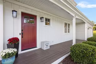 65 Sunrise Dr, Portsmouth, RI 02871 - Photo 8
