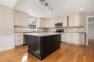 65 Sunrise Dr, Portsmouth, RI 02871 - Photo 18