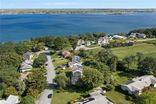 65 Sunrise Dr, Portsmouth, RI 02871 - Photo 4