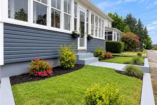 22 Greene St, West Warwick, RI 02893 - Photo 2