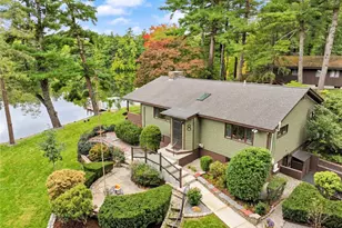 8 Fountain Spring Ln, Johnston, RI 02919 - Photo 20