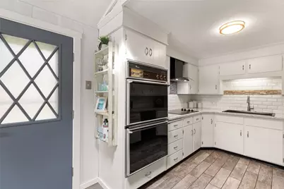 8 Fountain Spring Lane, Johnston, RI 02919 - Photo 4