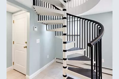 79 Franklin Street, Bristol, RI 02809 - Photo 14