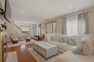 91 Easton Ave, Portsmouth, RI 02871 - Photo 4