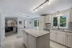 27 Country View Dr, Johnston, RI 02919 - Photo 14