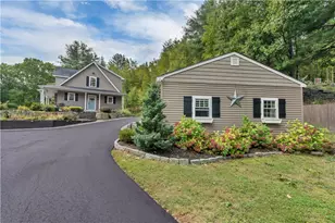 68 Wolf Hill Rd, Smithfield, RI 02917 - Photo 2
