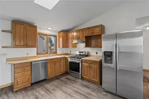 65 7th St, East Providence, RI 02914 - Photo 24
