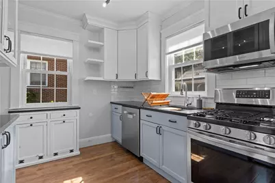 150 Dexterdale Road, Providence, RI 02906 - Photo 18