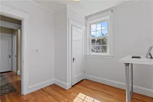 150 Dexterdale Rd, Providence, RI 02906 - Photo 20