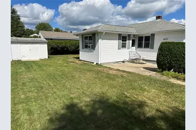 32 Argonne Street, Johnston, RI 02919 - Photo 2